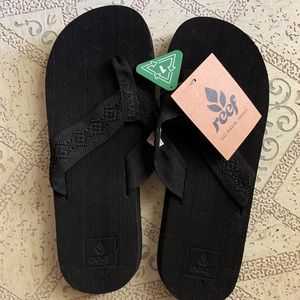 Women’s Reef Sandals Size 10